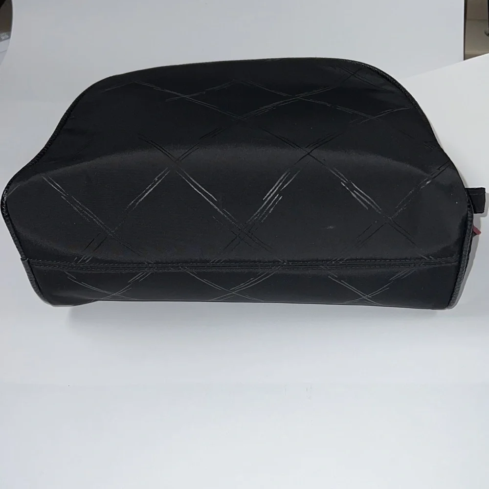 Vera Bradley Large Black Nylon Zip Around Toiletry Cosmetic Dopp Kit Bag